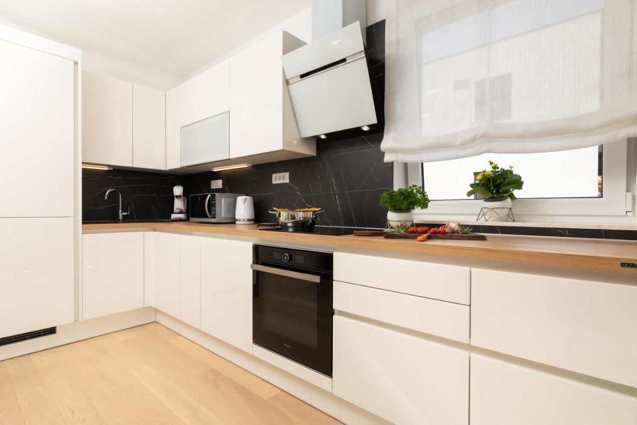 קרק Sun Residence Krk מראה חיצוני תמונה