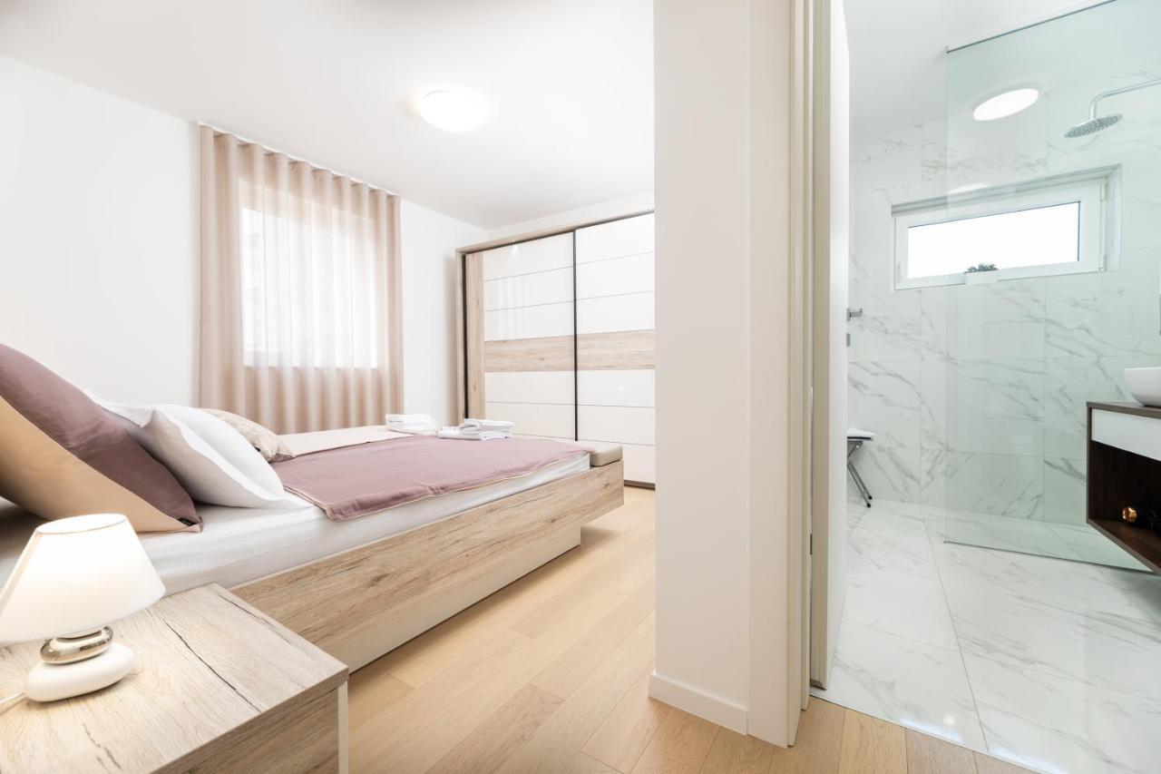קרק Sun Residence Krk מראה חיצוני תמונה